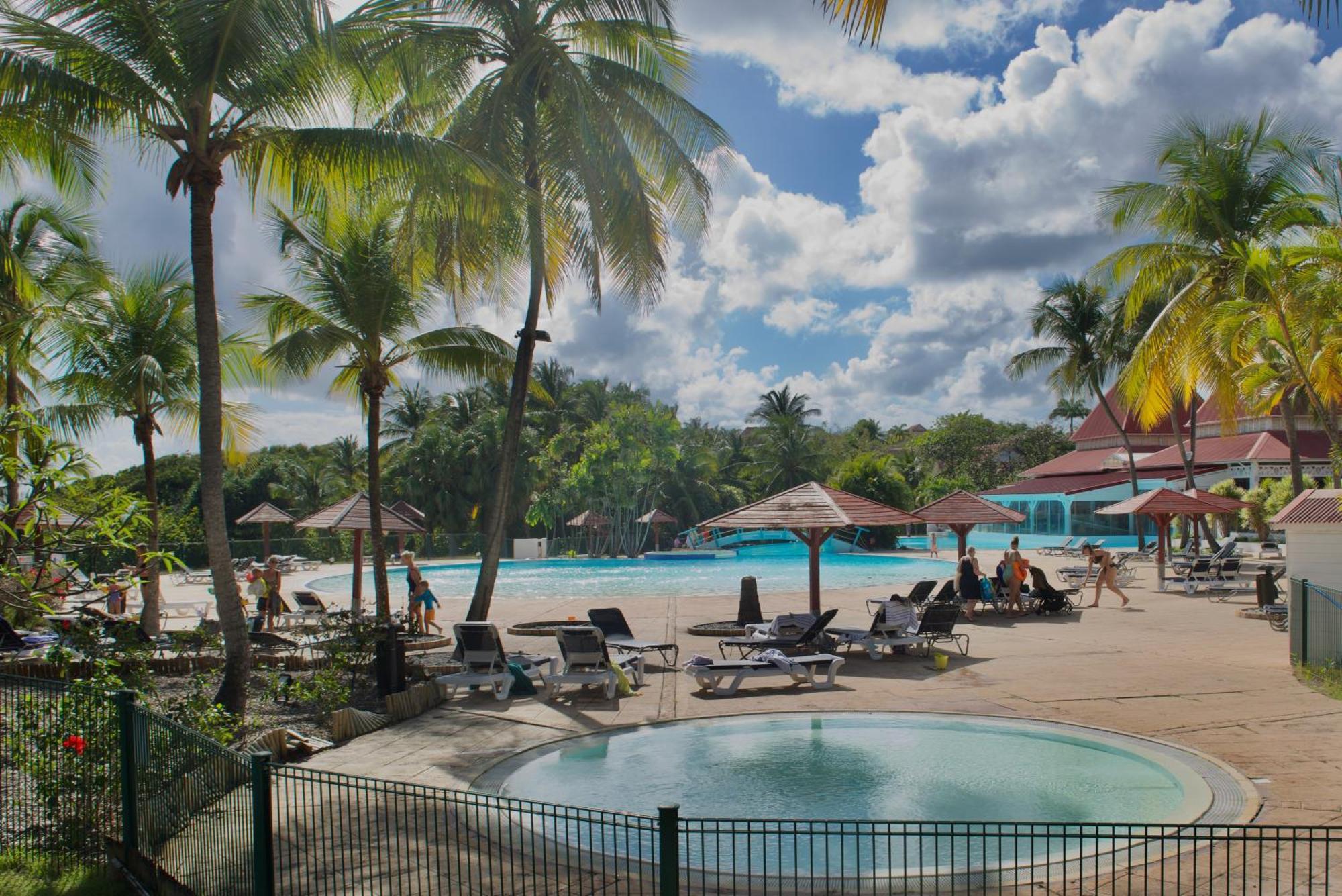 Studio Olia A P&V - Plages, Piscines Et Vue Mer! Sainte-Anne  Luaran gambar